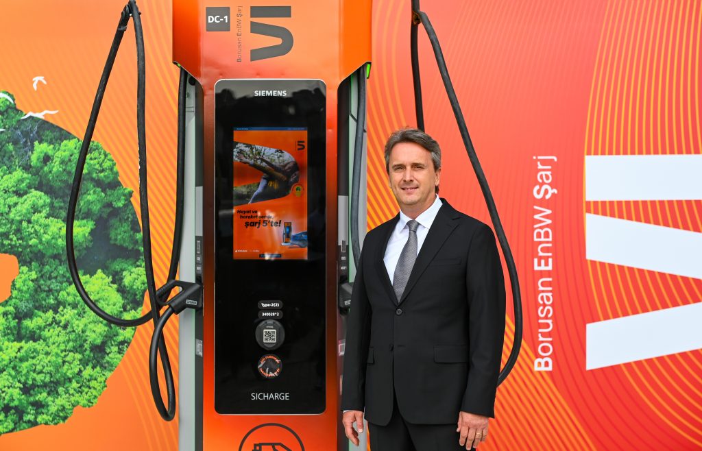 "Borusan EnBW Şarj - 5" ile kolay, güvenli, güvenilir, hızlı ve sürdürülebilir şarj deneyimi "Borusan EnBW Şarj - 5" ile kolay, güvenli, güvenilir, hızlı ve sürdürülebilir şarj deneyimi
