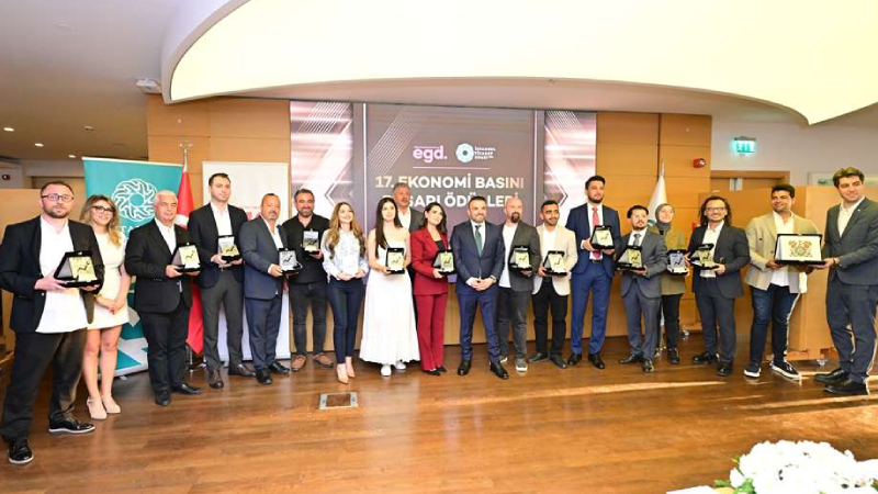EGD 17. Ekonomi Basını Başarı Ödülleri sahiplerini buldu EGD 17. Ekonomi Basını Başarı Ödülleri sahiplerini buldu