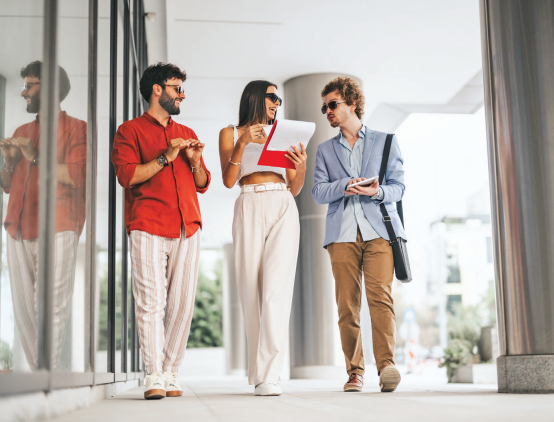 İş dünyasının yeni üniforması: Smart casual İş dünyasının yeni üniforması: Smart casual