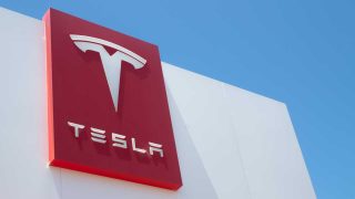 Tesla’dan “Robotaxi” hamlesi: İlk sürüşe geri sayım başladı