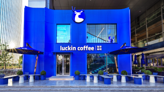 Starbucks’ı Çin’de tahtından indiren Luckin Coffee, şimdi ABD pazarında