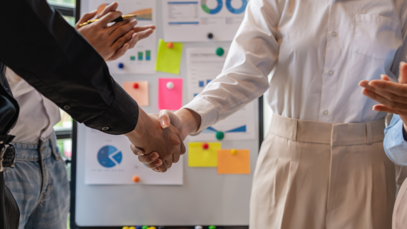 Pazarlamada zorunlu iş birliği: CSO + CMO = CSMO Pazarlamada zorunlu iş birliği: CSO + CMO = CSMO