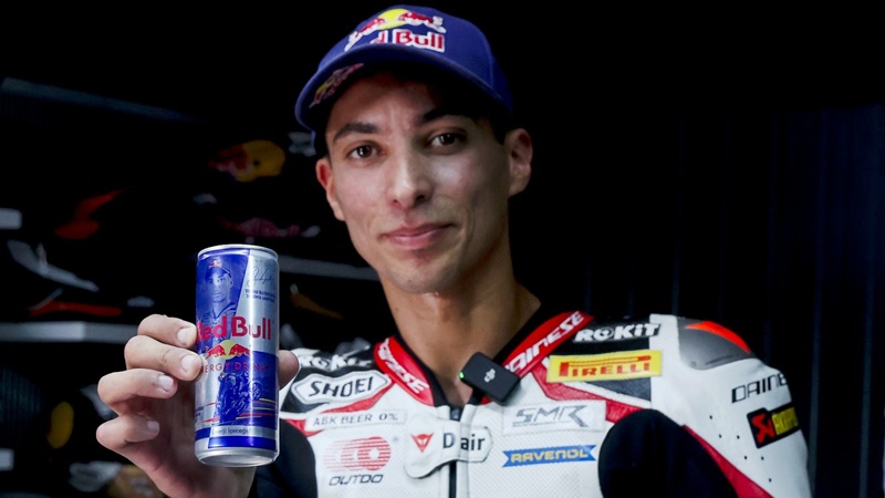 Dünyanın en iyileriyle aynı sahnede! Toprak, Red Bull Kutusunda Kanatlandı Dünyanın en iyileriyle aynı sahnede! Toprak, Red Bull Kutusunda Kanatlandı