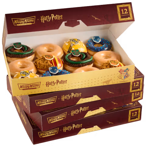 Krispy Kreme’den "Seçmen Şapka" sürprizi: Tatlı bir ısırıkla Hogwarts evinizi bulun... Krispy Kreme’den "Seçmen Şapka" sürprizi: Tatlı bir ısırıkla Hogwarts evinizi bulun...