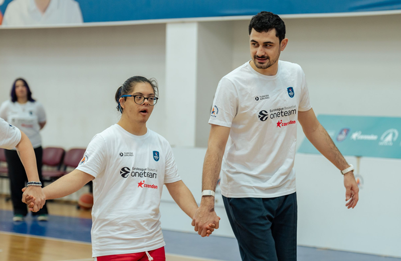 “Biz Varsak Herkes Tam”: Anadolu Efes’ten toplumsal eşitlik odaklı sosyal sorumluluk adımı