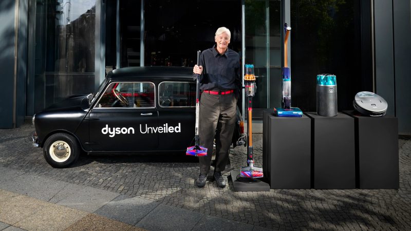 James Dyson, Berlin’de Dyson'ın 11 yeni teknolojisini tanıttı James Dyson, Berlin’de Dyson'ın 11 yeni teknolojisini tanıttı