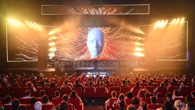 Türkiye Innovation Week 2025, yapay zeka ve inovasyon liderlerini bir araya getiriyor Türkiye Innovation Week 2025, yapay zeka ve inovasyon liderlerini bir araya getiriyor