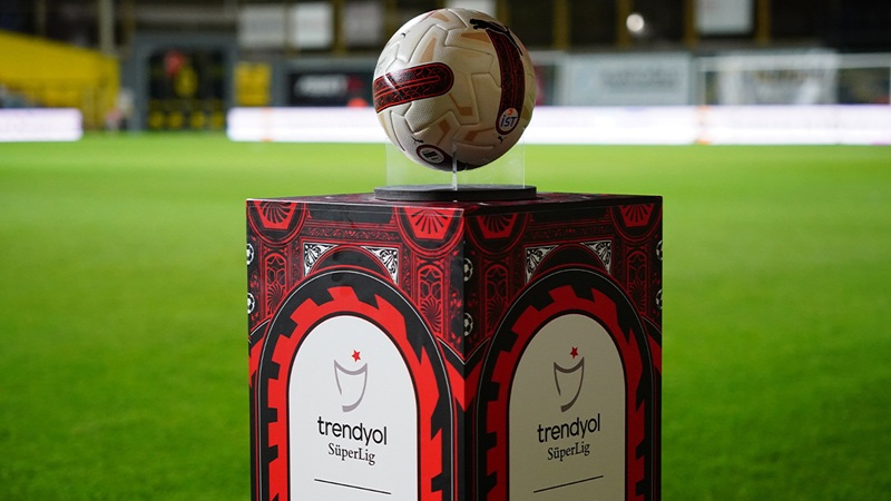 Türk halkına göre Süper Lig’in şampiyonu şimdiden belli! Türk halkına göre Süper Lig’in şampiyonu şimdiden belli!