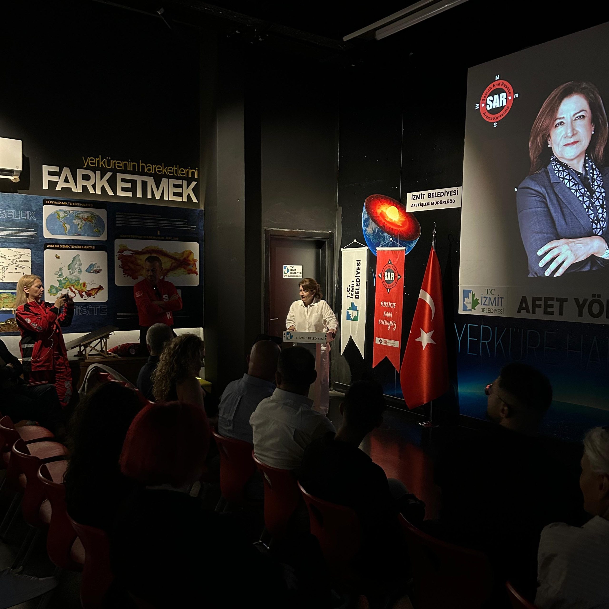 C Level Club, SAR ile birlikte inisiyatif alıyor çünkü başka yurt yok! C Level Club, SAR ile birlikte inisiyatif alıyor çünkü başka yurt yok!