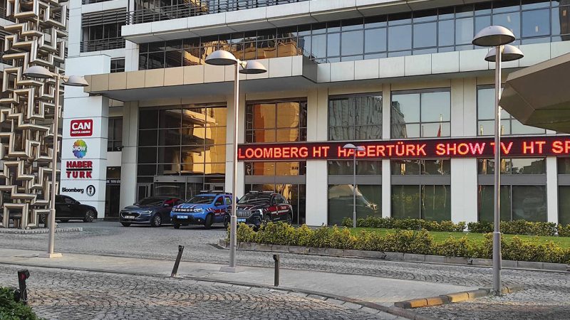 Can Holding'e operasyon: Habertürk ve Show TV’ye el konuldu Can Holding'e operasyon: Habertürk ve Show TV’ye el konuldu