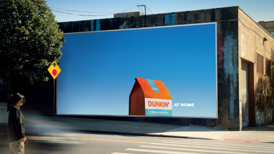 Dunkin’ “ev hissi”ni açıkhavaya taşıyor Dunkin’ “ev hissi”ni açıkhavaya taşıyor