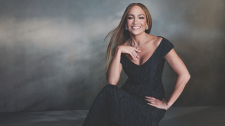 Zen Pırlanta'nın marka elçisi Jennifer Lopez oldu Zen Pırlanta'nın marka elçisi Jennifer Lopez oldu