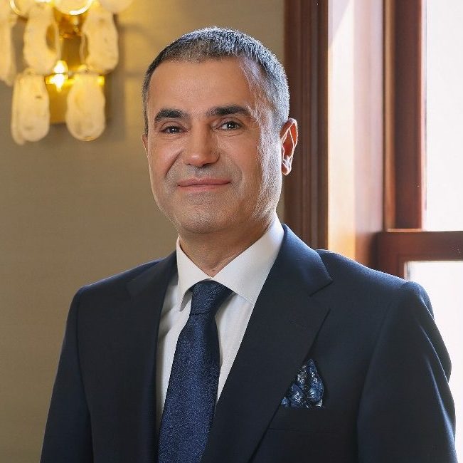 TV’de kartlar yeniden dağıtılıyor! TV’de kartlar yeniden dağıtılıyor!