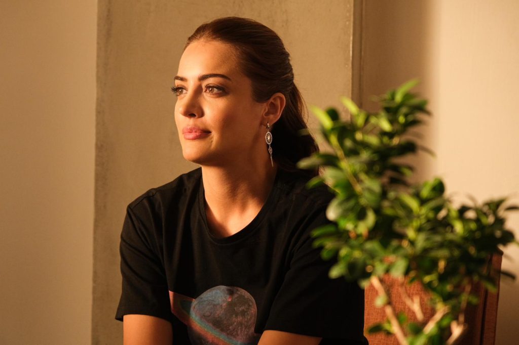 Bir “Modern Kadın” manifestosu: İrem Sak Bir “Modern Kadın” manifestosu: İrem Sak