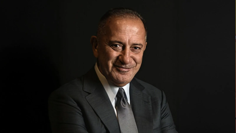 Tutuklu gazeteci Fatih Altaylı, yorumlarına ara verdi: "Bize biraz müsaade" Tutuklu gazeteci Fatih Altaylı, yorumlarına ara verdi: "Bize biraz müsaade"