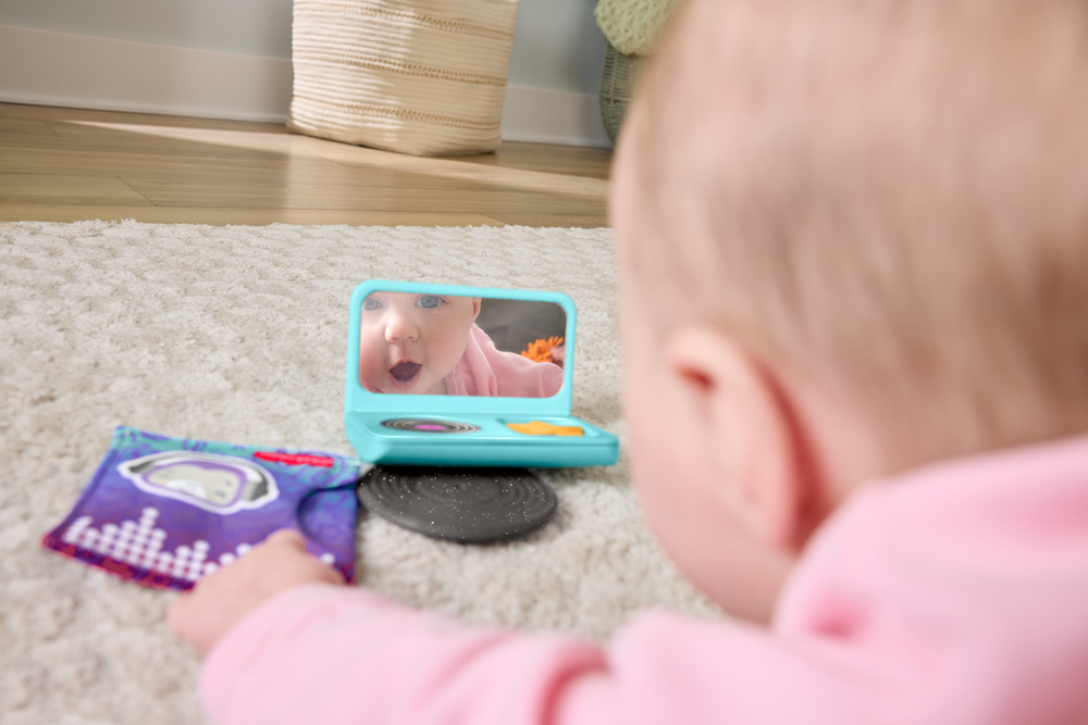 Fisher-Price’tan “Mini Me Moments”: Ebeveyn trendleri bebeklerin oyun dünyasında Fisher-Price’tan “Mini Me Moments”: Ebeveyn trendleri bebeklerin oyun dünyasında
