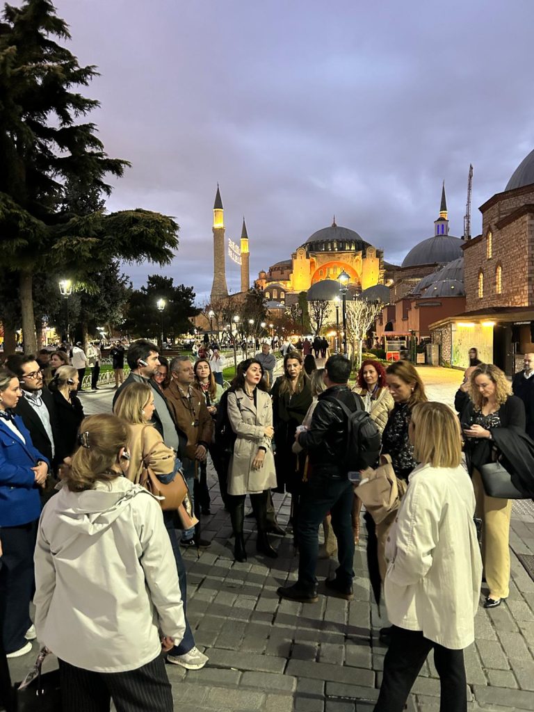 Marketing Türkiye C Level Club üyeleri “Tarihin İçinde Bir Akşam”da buluştu Marketing Türkiye C Level Club üyeleri “Tarihin İçinde Bir Akşam”da buluştu