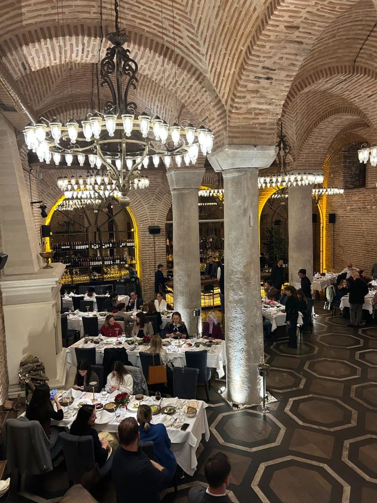 Marketing Türkiye C Level Club üyeleri “Tarihin İçinde Bir Akşam”da buluştu Marketing Türkiye C Level Club üyeleri “Tarihin İçinde Bir Akşam”da buluştu