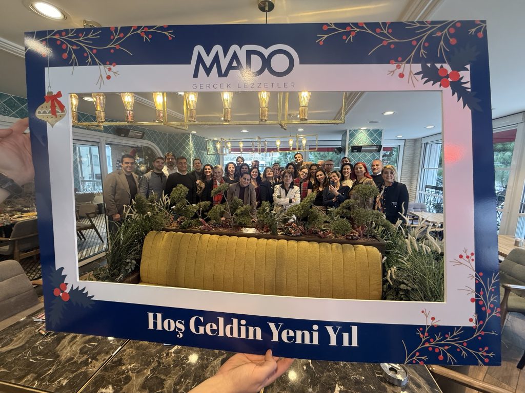 Marketing Türkiye C Level Club üyeleri, yeni yıla gelenekselleşen Mado kahvaltısıyla "Merhaba" dedi Marketing Türkiye C Level Club üyeleri, yeni yıla gelenekselleşen Mado kahvaltısıyla "Merhaba" dedi
