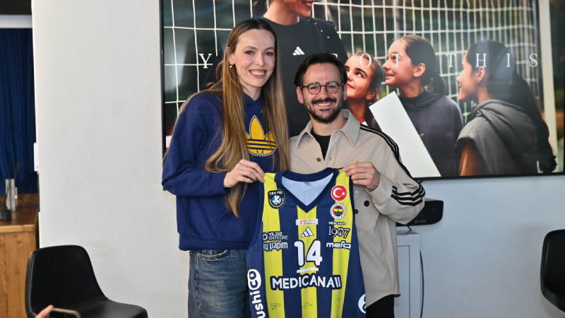 adidas'tan sporda desteğe güçlü vurgu adidas'tan sporda desteğe güçlü vurgu