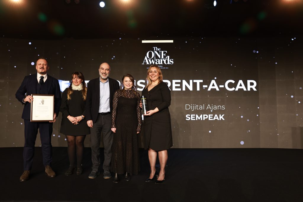 "Yılın İtibarlıları" ödüllerine kavuştu