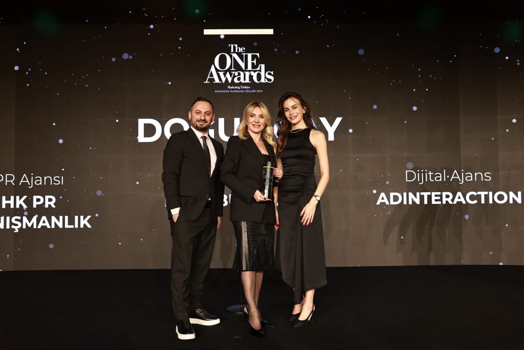 "Yılın İtibarlıları" ödüllerine kavuştu