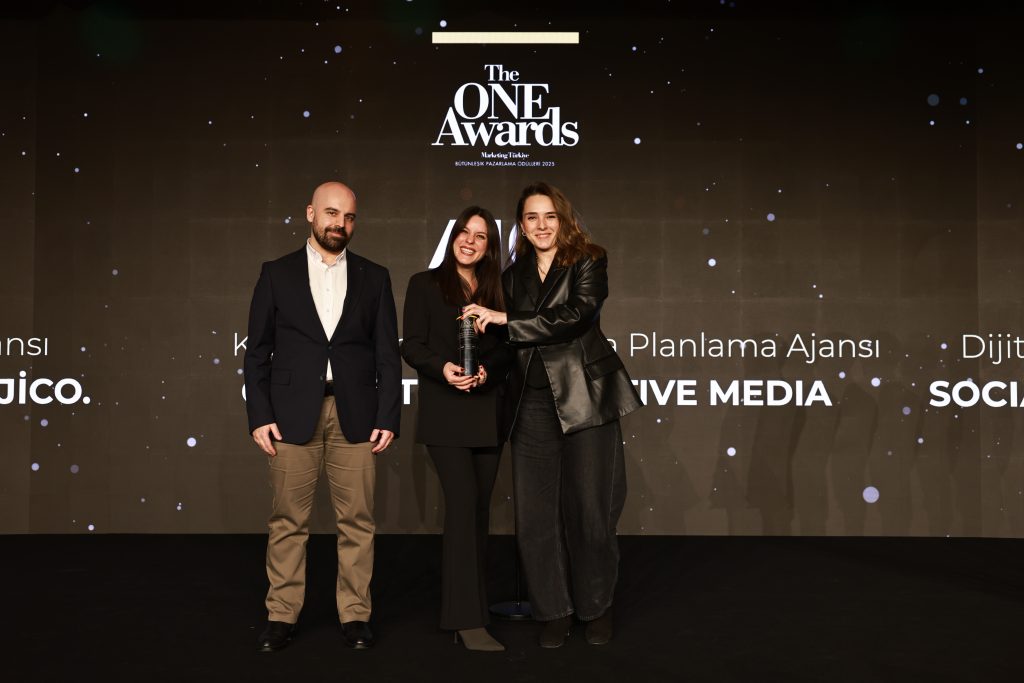 "Yılın İtibarlıları" ödüllerine kavuştu