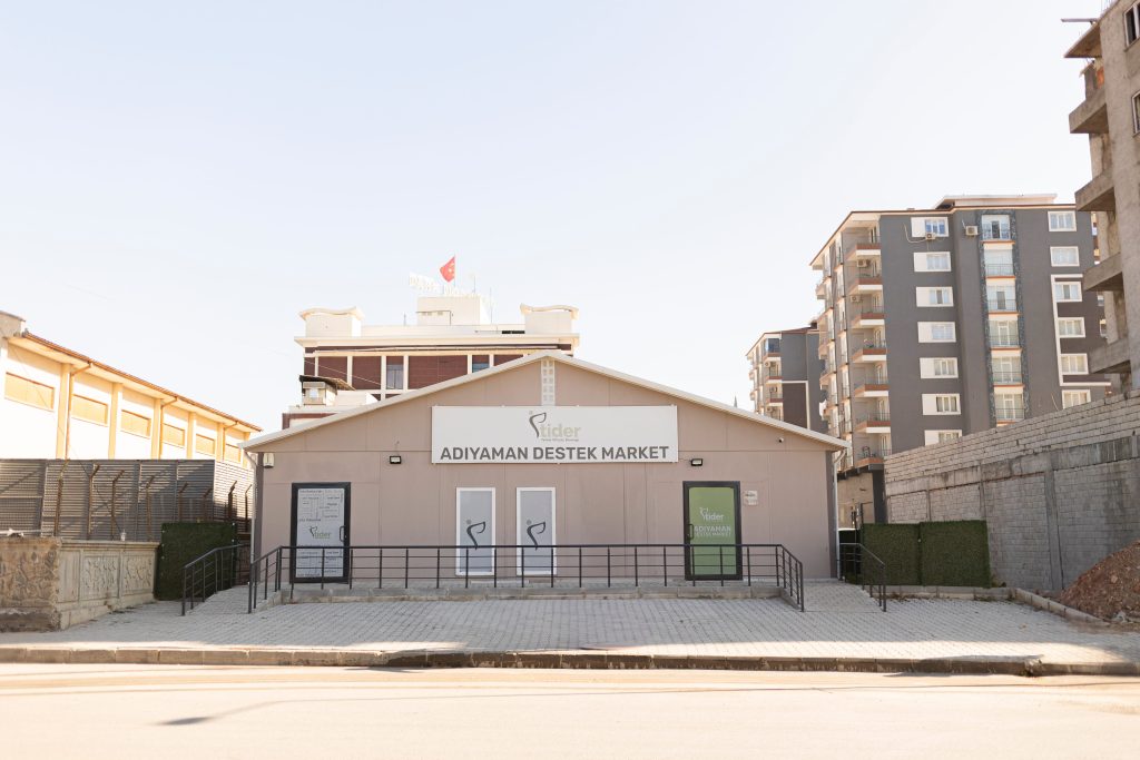 6 Şubat'ın yıldönümünde, bölgedeki çalışmalarını sosyal faydaya dönüştüren markalar