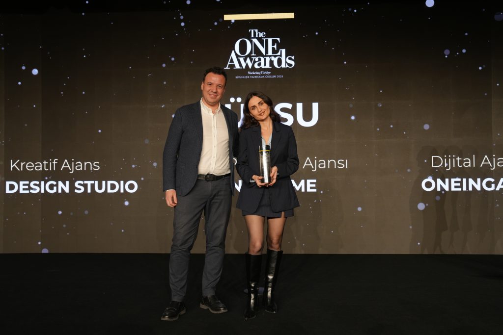 "Yılın İtibarlıları" ödüllerine kavuştu