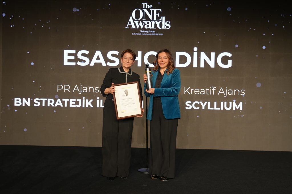 "Yılın İtibarlıları" ödüllerine kavuştu