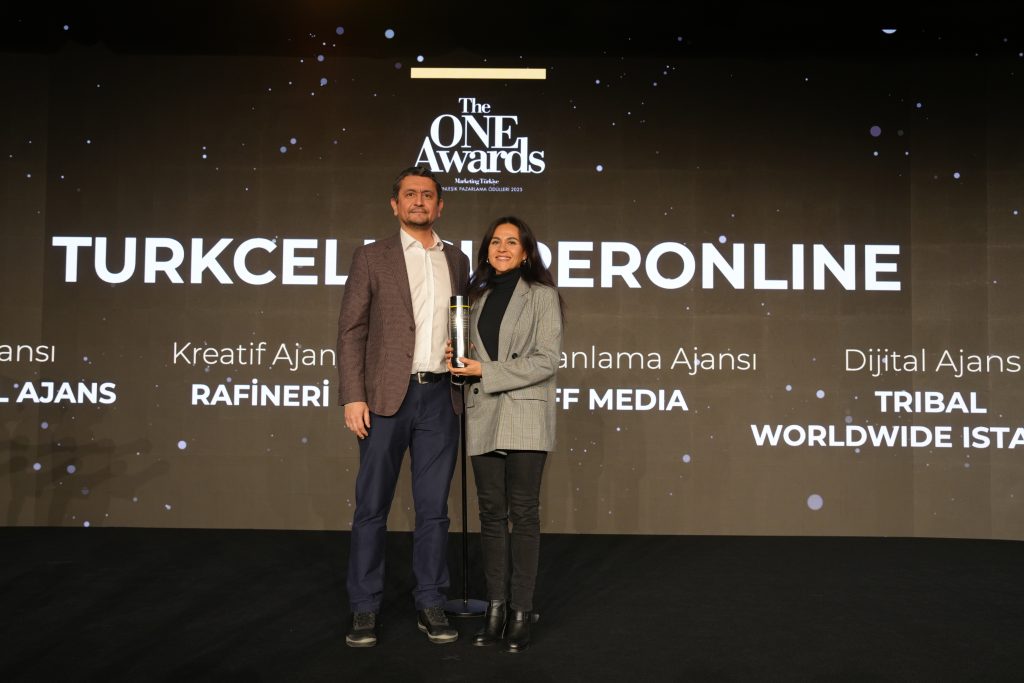 "Yılın İtibarlıları" ödüllerine kavuştu