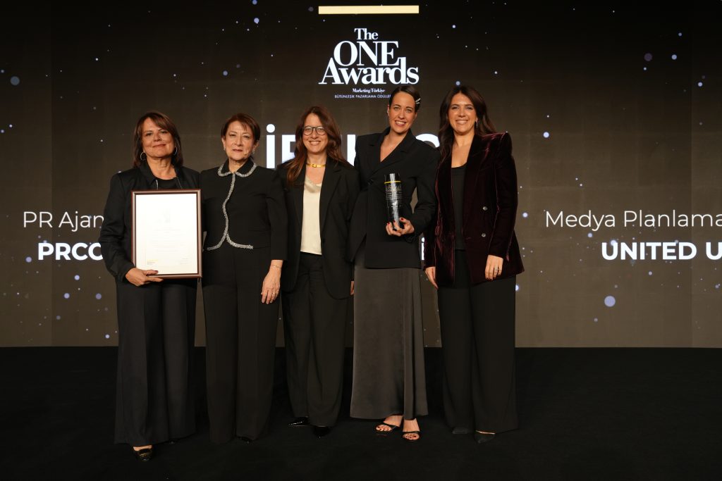 "Yılın İtibarlıları" ödüllerine kavuştu