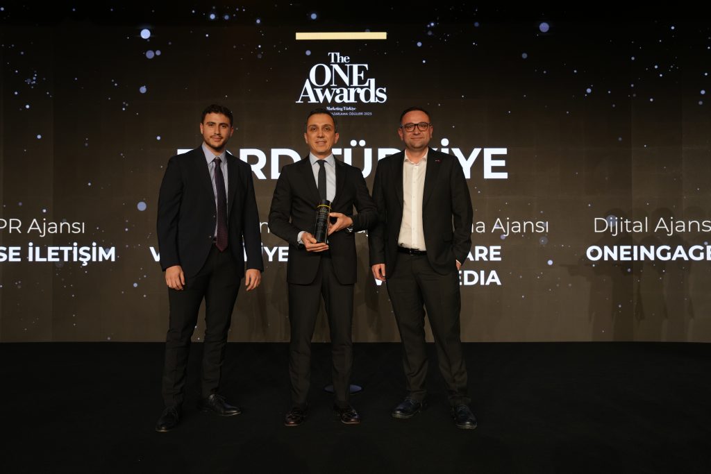 "Yılın İtibarlıları" ödüllerine kavuştu