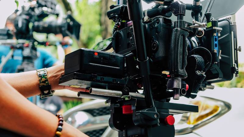 Resmi Gazete'de yayımlandı: Dizi sektörüne ihracat desteği geldi... Resmi Gazete'de yayımlandı: Dizi sektörüne ihracat desteği geldi...