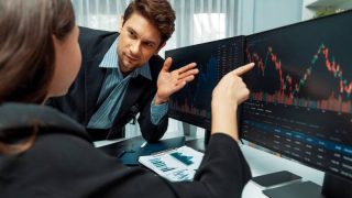 Yatırım araçlarının medya karnesi: Borsa dillerden düşmüyor...