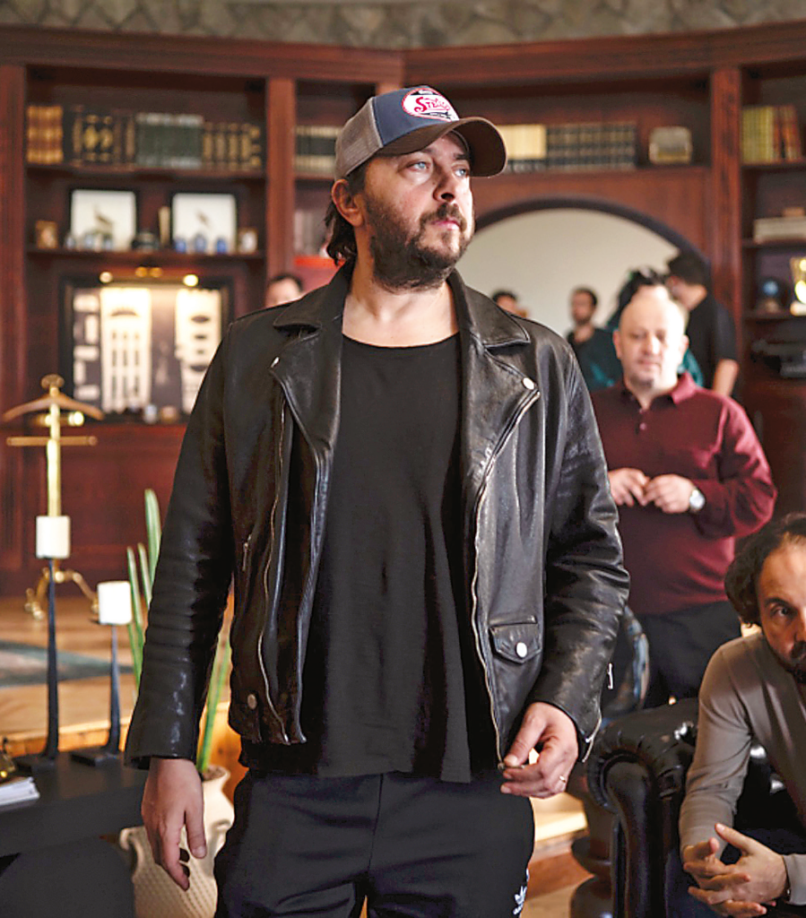 Ali Atay: Yetersiz insan olmak bana komik geliyor