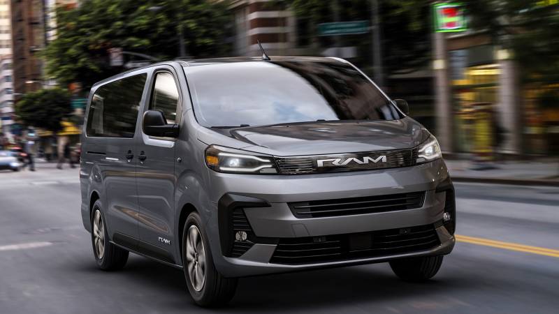 Tofaş, 5 yıl aranın ardından Amerika pazarına dönüyor! Tofaş, 5 yıl aranın ardından Amerika pazarına dönüyor!