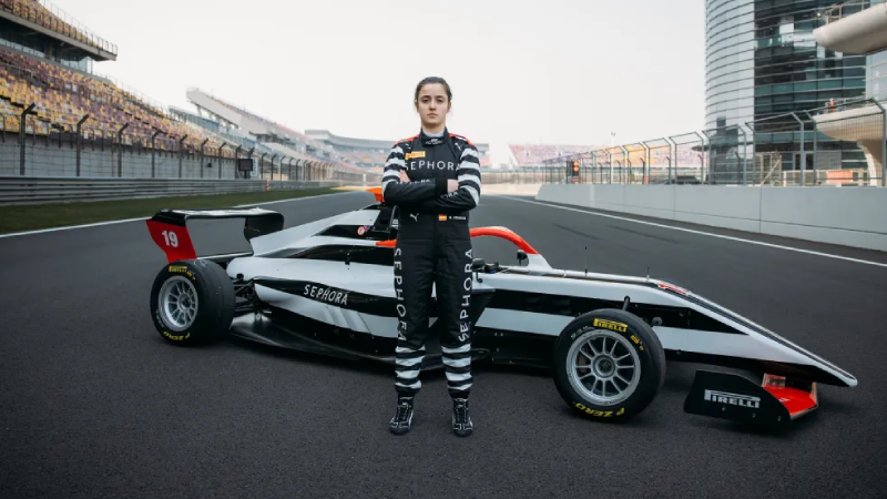 Sephora piste çıktı, F1 Academy'nin sponsoru oldu