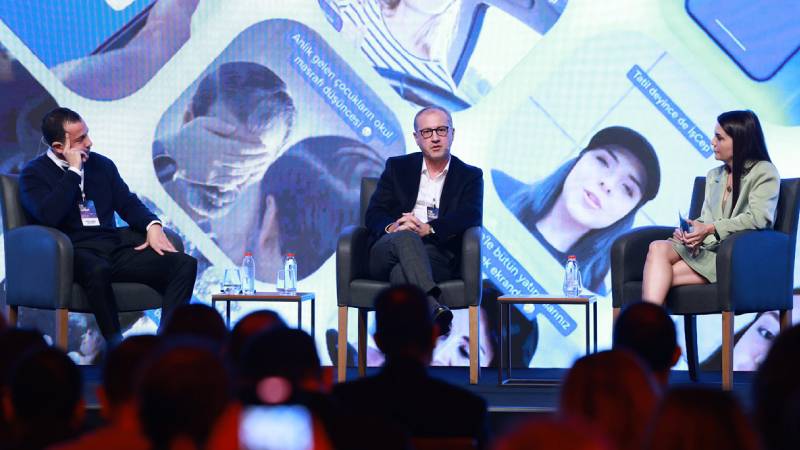 Bankacılıkta iletişimin yeni normali: 3,5 saniyede müşteriye dokunmak