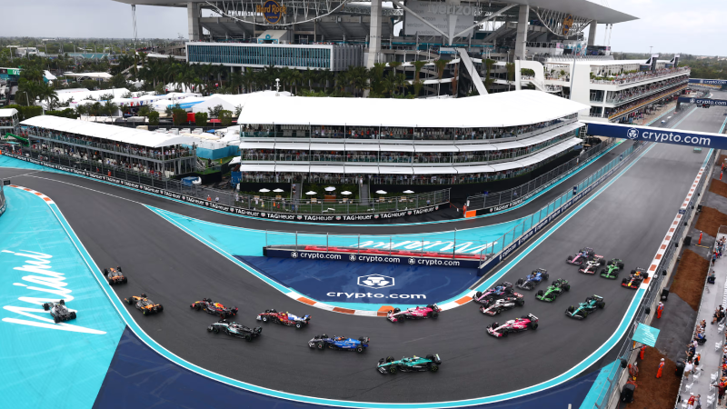 Pistte hız, sahnede hikaye: Formula 1 marka evreni için ne ifade ediyor?