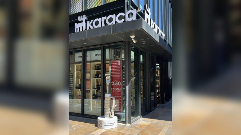 Karaca’dan kapsayıcı tasarım hamlesi: “Karaca For All” koleksiyonu için Galataport’ta dikkat çeken konumlandırma