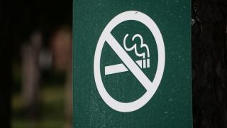 İngiltere'de 2009 sonrası doğumlulara ömür boyu sigara yasağı geliyor