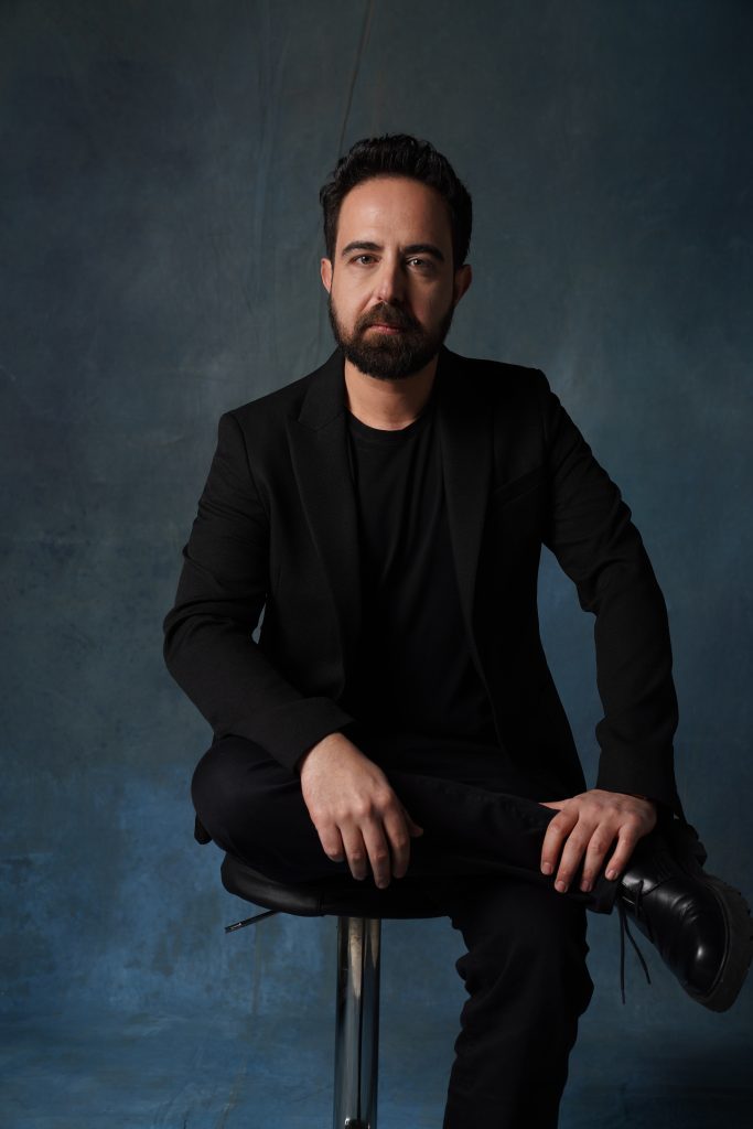 Gökhan Çınar: "Ruh sağlığı sadece pazarlama dili haline geldiğinde içi boşalabilir" Gökhan Çınar: "Ruh sağlığı sadece pazarlama dili haline geldiğinde içi boşalabilir"