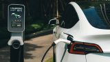 Hibrit mi yoksa elektrikli mi? Tüketici kararını verdi...