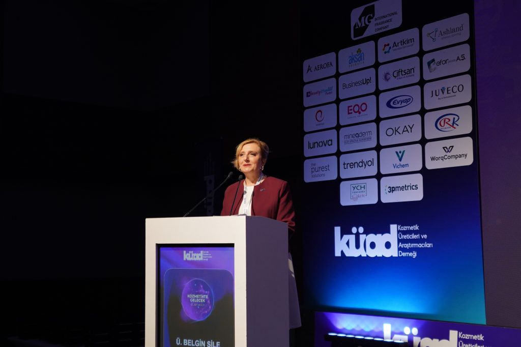 Kozmetikte geleceğin rotası çizildi Kozmetikte geleceğin rotası çizildi