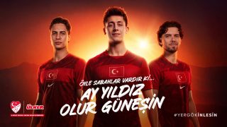 “Öyle sabahlar vardır ki seni yatağından güneş değil ay yıldız kaldırır”
