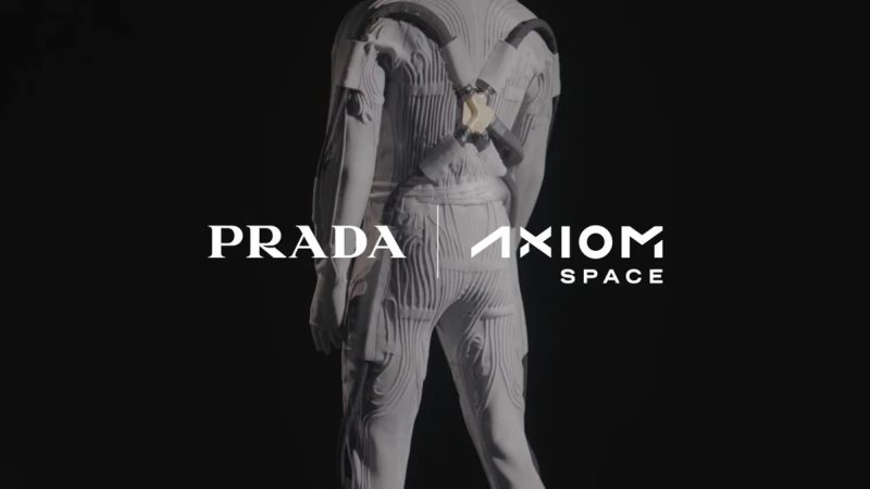 Podyumdan Ay'a: Prada'nın sıra dışı yolculuğu Podyumdan Ay'a: Prada'nın sıra dışı yolculuğu