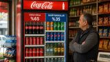 Coca-Cola dolaplarında yeni dönem: Yüzde 35'i rakiplere ayrılacak...