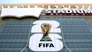 Levi’s, FIFA’nın “temiz stadyum” kuralını fırsata çevirdi