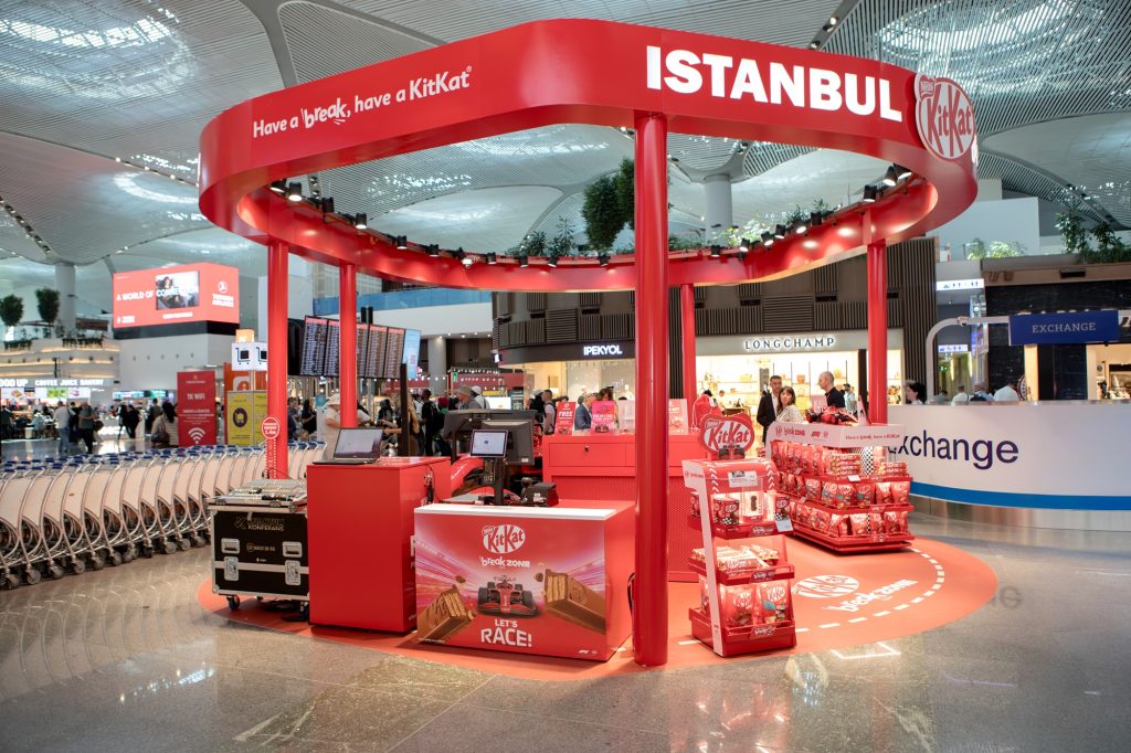KitKat, Formula 1 heyecanına “mola” kattı KitKat, Formula 1 heyecanına “mola” kattı
